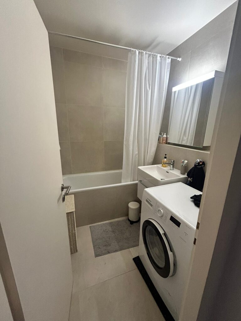 Appartement 4 pièces à Genève - Salle de bain